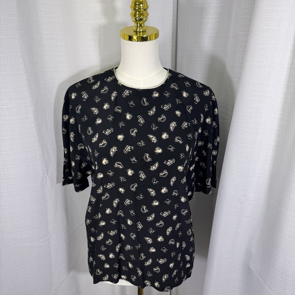 VTG Women's 100% Silk Blouse‎ Sz 12 All Over Print Lounge Chair Daybeds